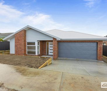 Modern Family Living - Photo 1