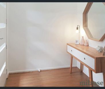 MAGNIFICENT MODERN TOWNHOUSE - Photo 1