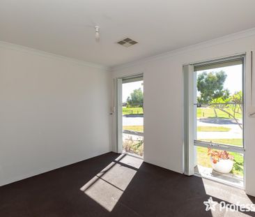 13 Timbarra Street, Baldivis WA 6171 - Photo 6