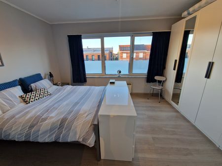 Appartement met één slaapkamer en garagebox in het centrum van Wijnegem! - Photo 3