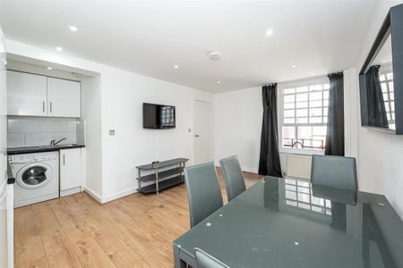 2 bedroom flat to rent - Photo 4