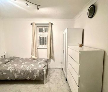 1 bedroom in a house share to rent - Photo 6