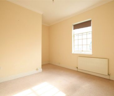 2 Bed Property To Rent - Photo 2