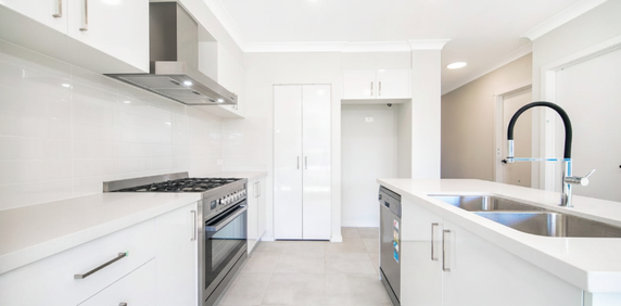 Ideally Located Family Home - Photo 2