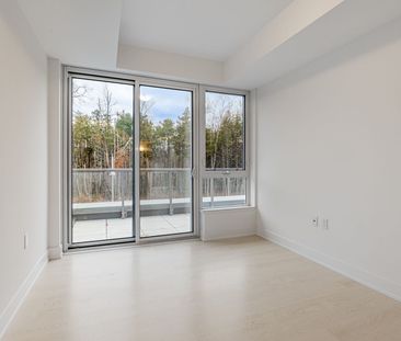 For Lease - 333 Sunseeker Avenue Unit# 301, Innisfil, Ontario - Photo 4