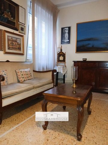 Διαμέρισμα για ενοικίαση Πειραιάς - Κέντρο (Κέντρο - Λιμάνι) - Photo 3
