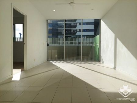 One Bedroom Unfurnished Apartment For Rent, South Brisbane QLD - Photo 4