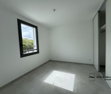 Location Appartement 82.00m² 3 pièces Fort de france - Photo 4