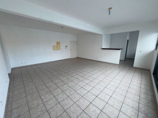 Location appartement 3 pièces, 77.70m², Cayenne - Photo 1