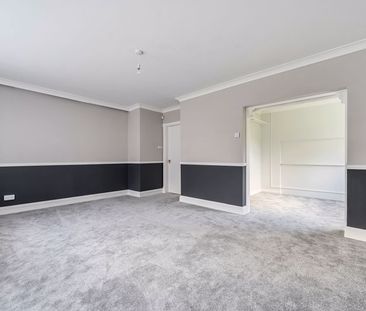 Beacon Hill Court, Hindhead - 2 bedrooms Property for lettings - Se... - Photo 1