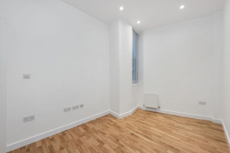 1 bedroom ground floor flat to rent - Photo 2