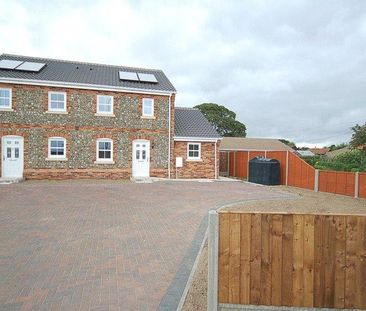 3 bedroom semi-detached house to rent - Photo 2