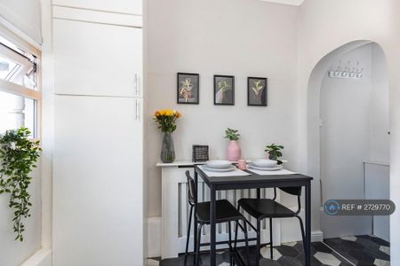 2 bedroom terraced house to rent - Photo 5