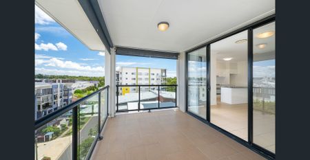 Charming and Spacious Property in Prime Location - Complex with Pool, Sauna, Spa and More! - Photo 5