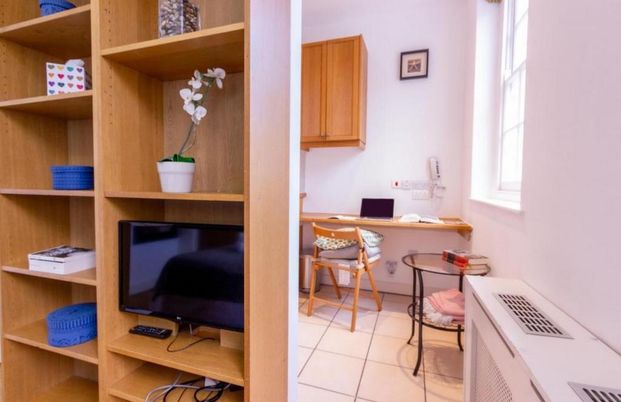 1 bedroom flat to rent - Photo 1