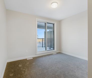 For Lease - 320 Parnian Private, Barrhaven, Ontario - Photo 3