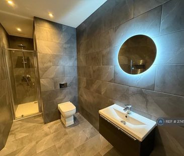 1 bedroom flat to rent - Photo 6