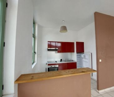 Location Appartement 3 pièces 82m² ELBEUF 76500 - Photo 4