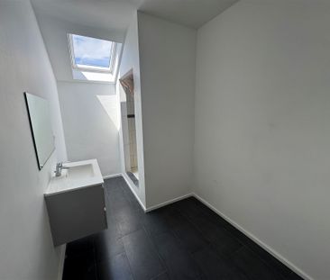 Spacieuse maison d’habitation 4 ch avec 3 caves et grenier - Foto 5