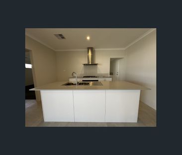 Newly built with Scullery, Solar, Aircon, and High Ceilings! - Photo 6