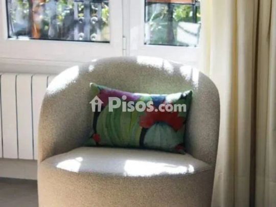 Piso en alquiler en Calle de Don Pelayo - Photo 1