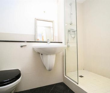 King Edwards Wharf, City Centre - Photo 4