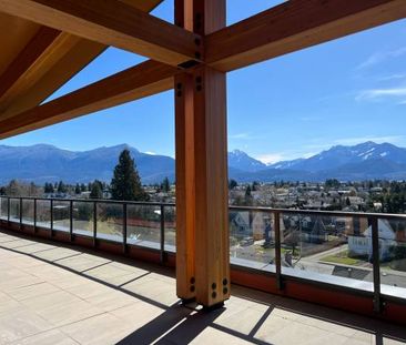 Stylish 3rd Floor Condo with Great View - Photo 1