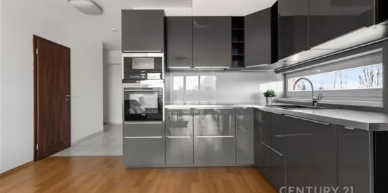 Pronájem krásného bytu 2+kk, 75 m - Fotografie 3