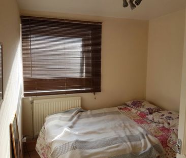 2 Bed Flat, Burns Road, S6 - Photo 3