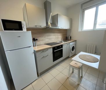 Location Appartement 1 pièce 23m² - Photo 1