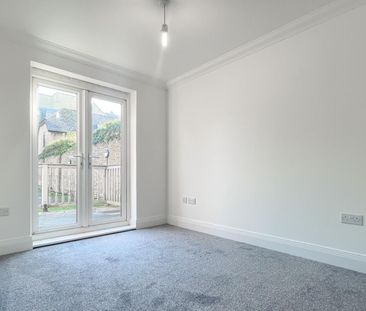 Griffin Court, Rose Vale, Hoddesdon - Photo 2
