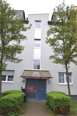 Helle 3-ZImmerwohnung mit Balkon in Baunatal-Baunsberg - Photo 1