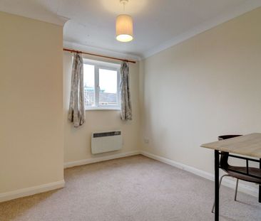 2 bedroom flat to rent, - Photo 5