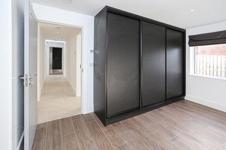 12 Fort Road, Helens Bay, Bangor, BT19 1LA - Photo 4