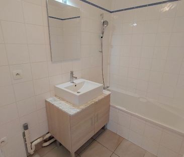 Location Appartement 2 pièces 49m² GRENOBLE 38100 - Photo 6