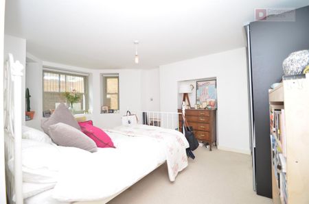 4 bedroom maisonette to rent - Photo 3