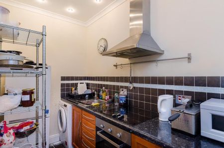 1 bedroom flat to rent - Photo 4
