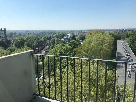 SPECIAL EDHEC ! Beau T1 meublé secteur parc Barbieux proche EDHEC. - Photo 4