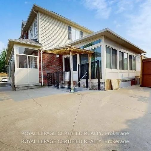 169 Fennamore Terrace NW #BASEMENT - Photo 1