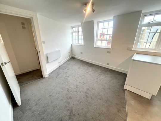 East Street, Weymouth - Photo 1