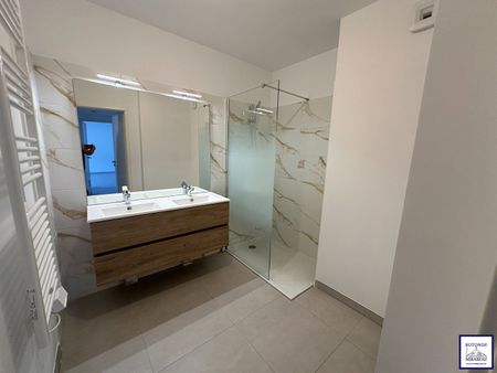 Location Appartement 3 pièces 66m² - Photo 4