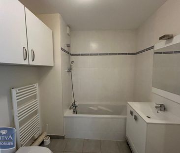 Location Appartement 2 pièces 45m² ST NAZAIRE 44600 - Photo 4