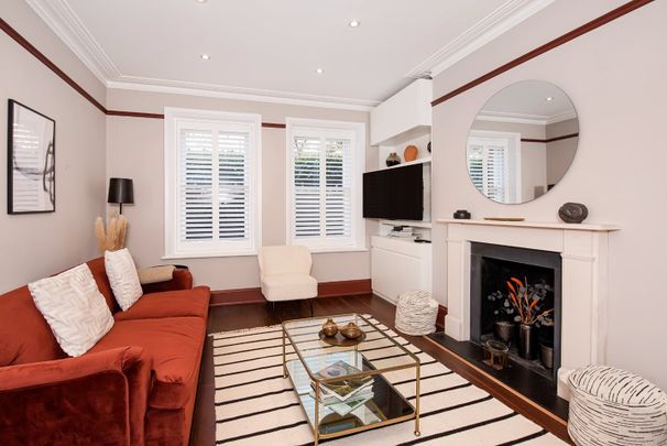 2 Bed Flat, Biddulph Mansions, W9 - Photo 1