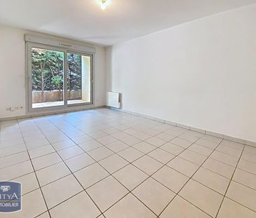 Location Appartement 2 pièces 48m² NEUVILLE SUR SAONE 69250 - Photo 6