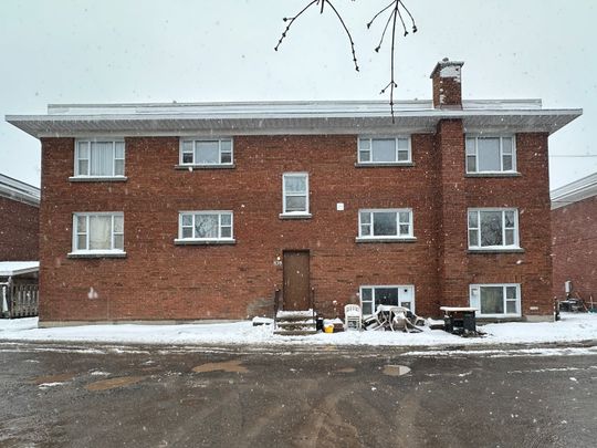 For Lease - 839 KIRKWOOD Avenue Unit# 5, Carlington - Central Park, Ontario - Photo 1