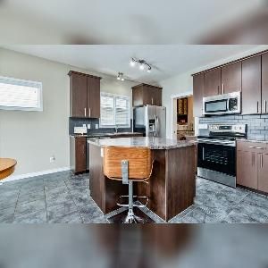 3 Bed 2.5 Bath Dbl Garage Family Home Sherwood Park - Photo 1