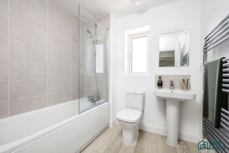 3 bedroom end of terrace house to rent - Photo 5