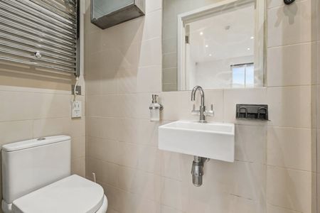 3 Bed Flat, Boundary Road, NW8 - Photo 2