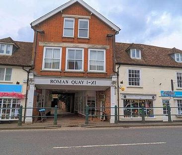 Roman Quay, Fordingbridge, SP6 - Photo 1