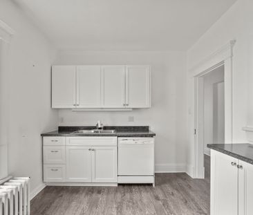 For Lease - 255 Kent Street Unit# Upper, Kawartha Lakes, Ontario - Photo 5